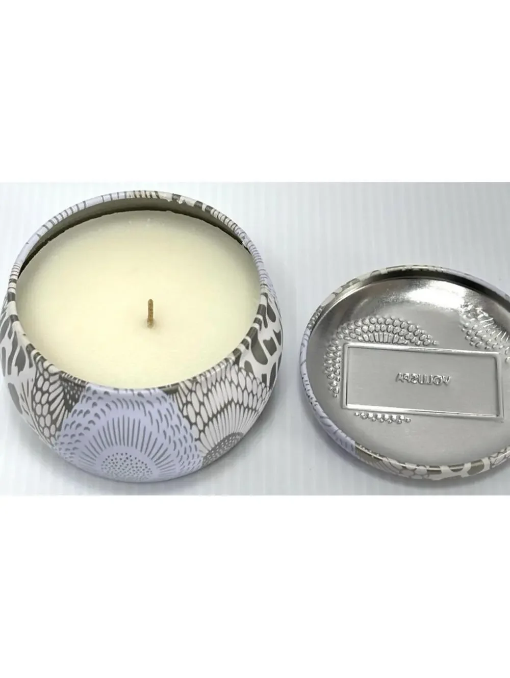 Voluspa Santal Vanille Mini Tin Candle 4oz/113g Warm Vanilla Sandalwood Scent
